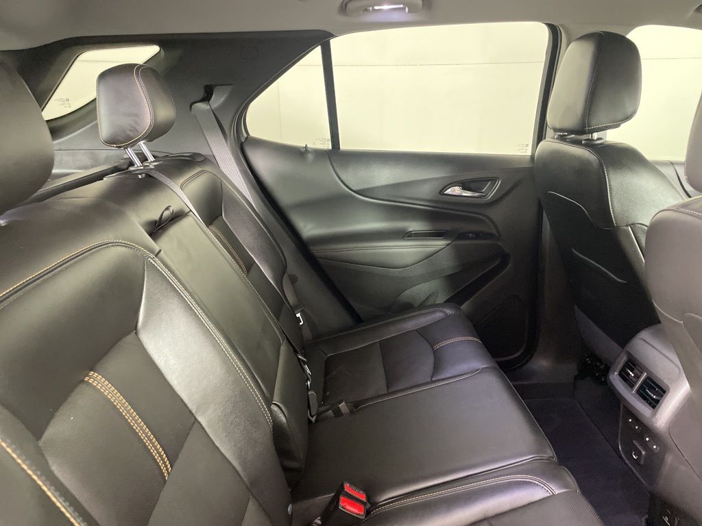 2023 Chevrolet Equinox Premier photo 17