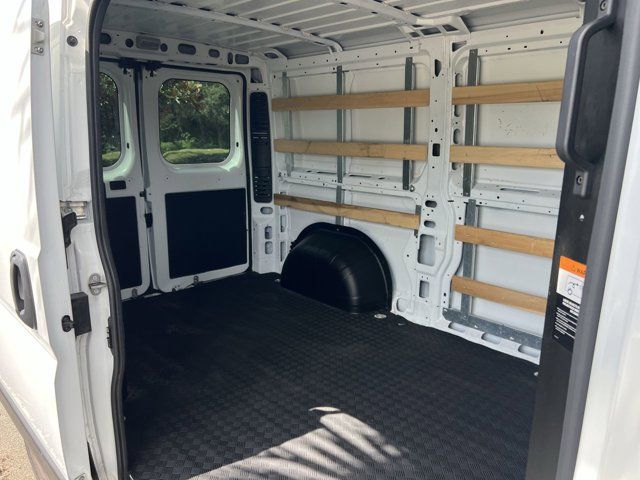2023 Ram ProMaster 2500 Base photo 17