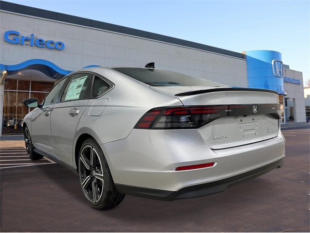 2025 Honda Accord Hybrid Sport photo 3