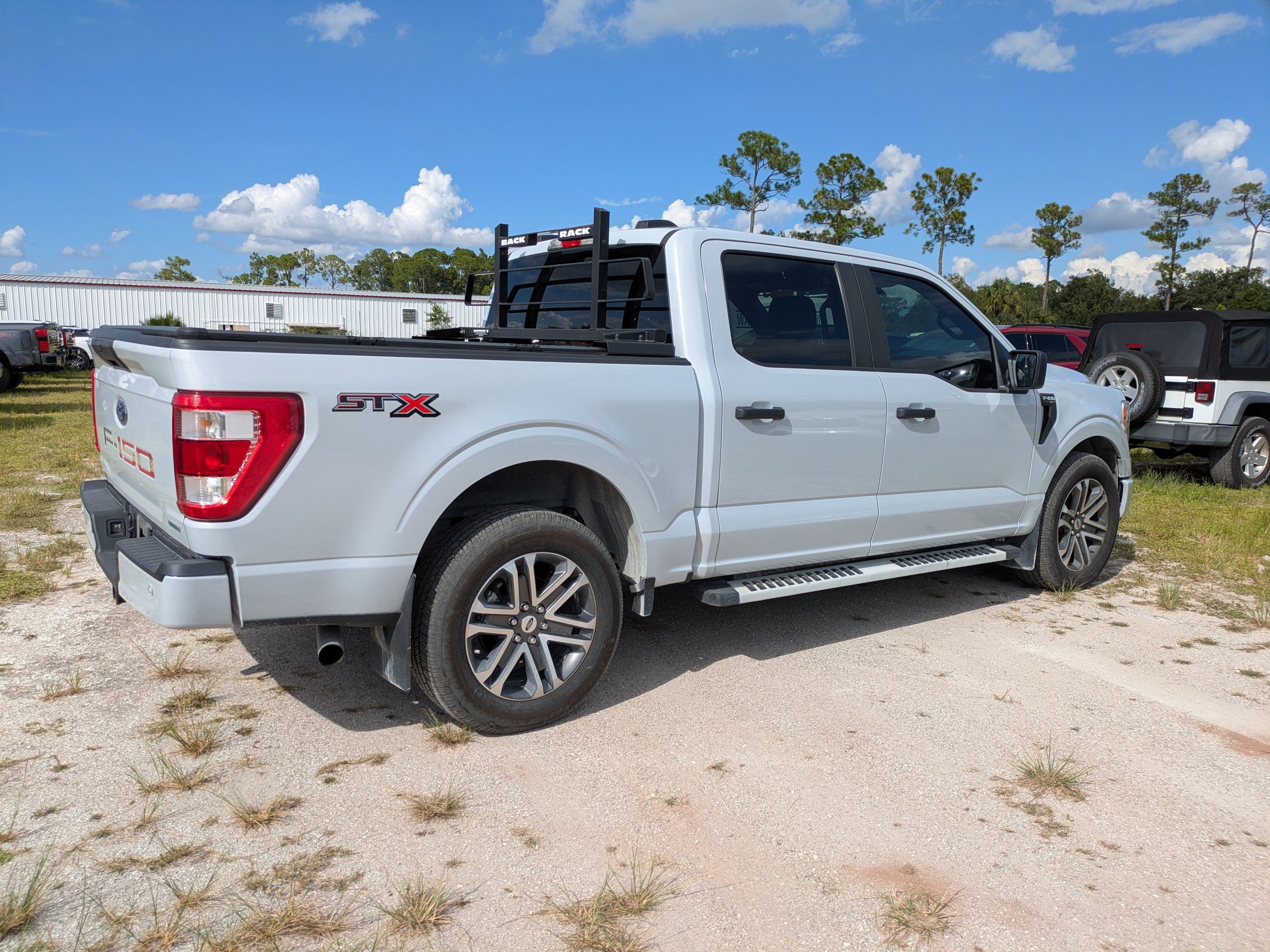 2022 Ford F-150 XL photo 4