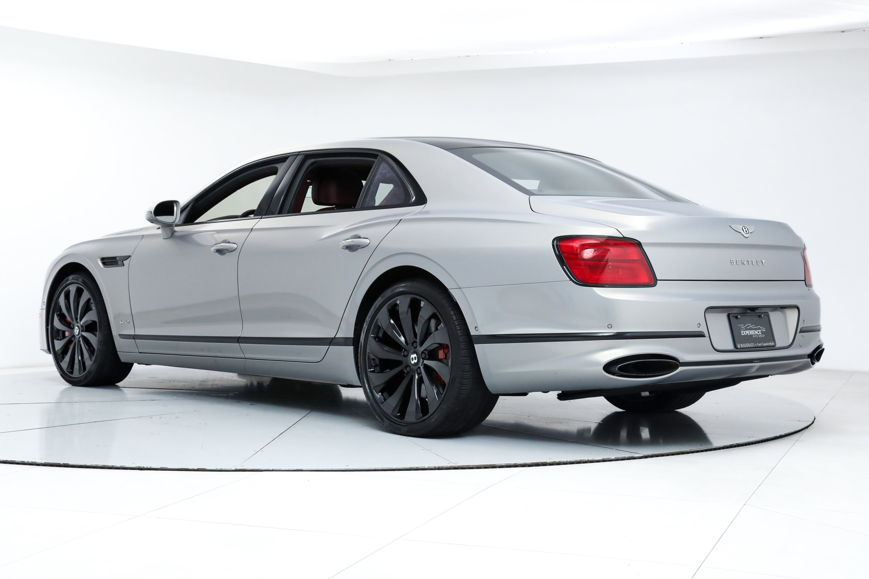 2022 Bentley Flying Spur W12 photo 2