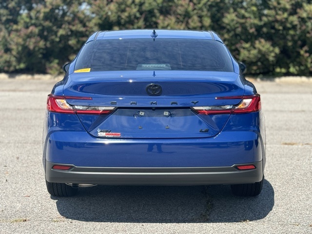 2025 Toyota Camry LE photo 5