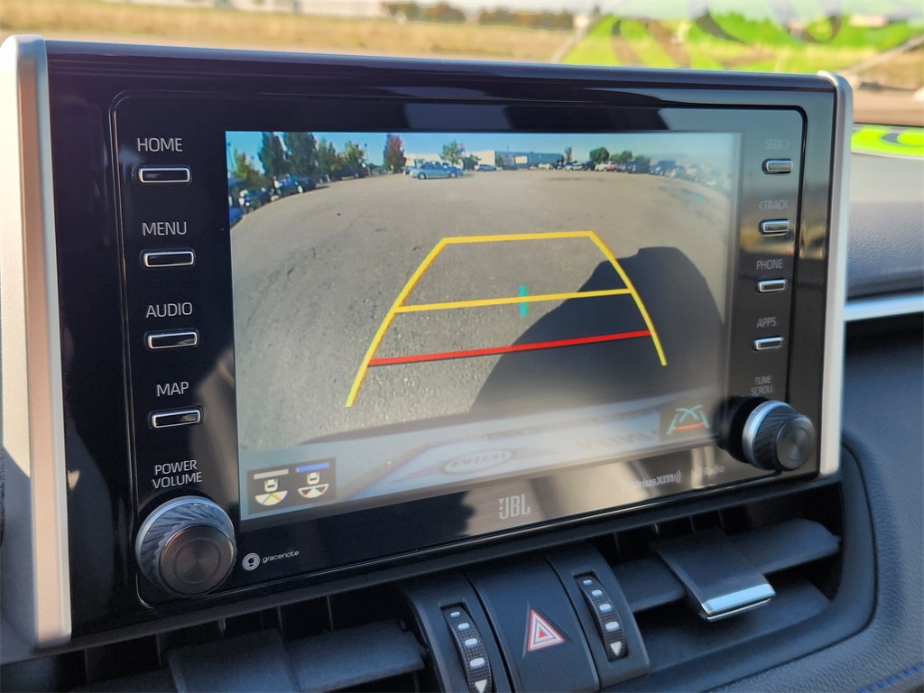 2020 Toyota RAV4 Hybrid XSE photo 24