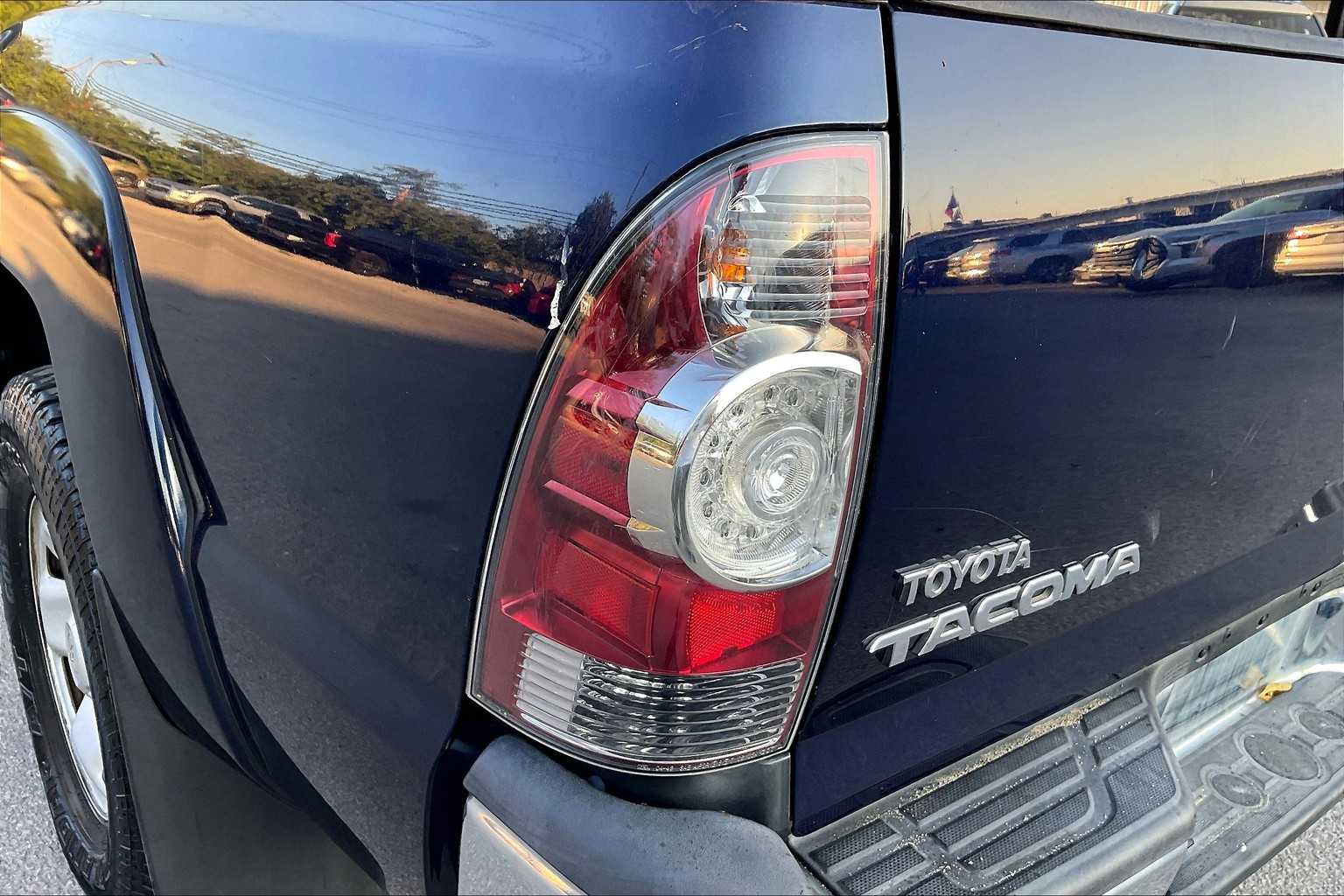 2012 Toyota Tacoma PreRunner photo 26