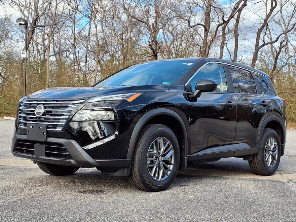 2025 Nissan Rogue S photo 4