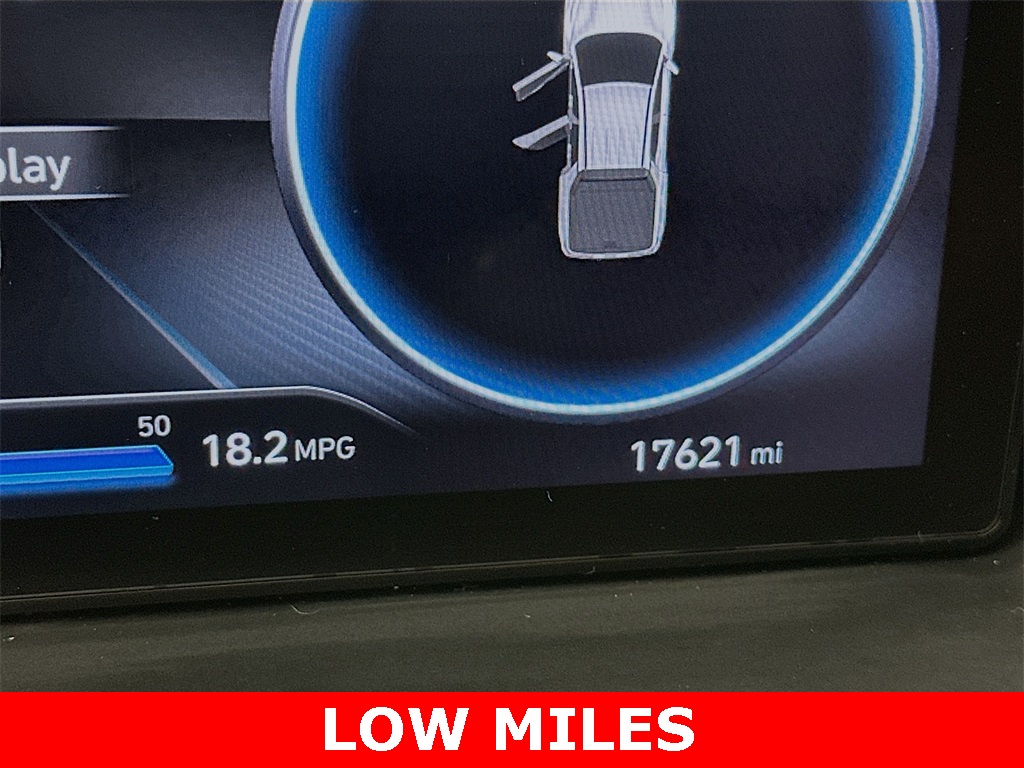 Used 2022 Hyundai Santa Cruz Limited with VIN 5NTJEDAF1NH021886 for sale in Winona, Minnesota