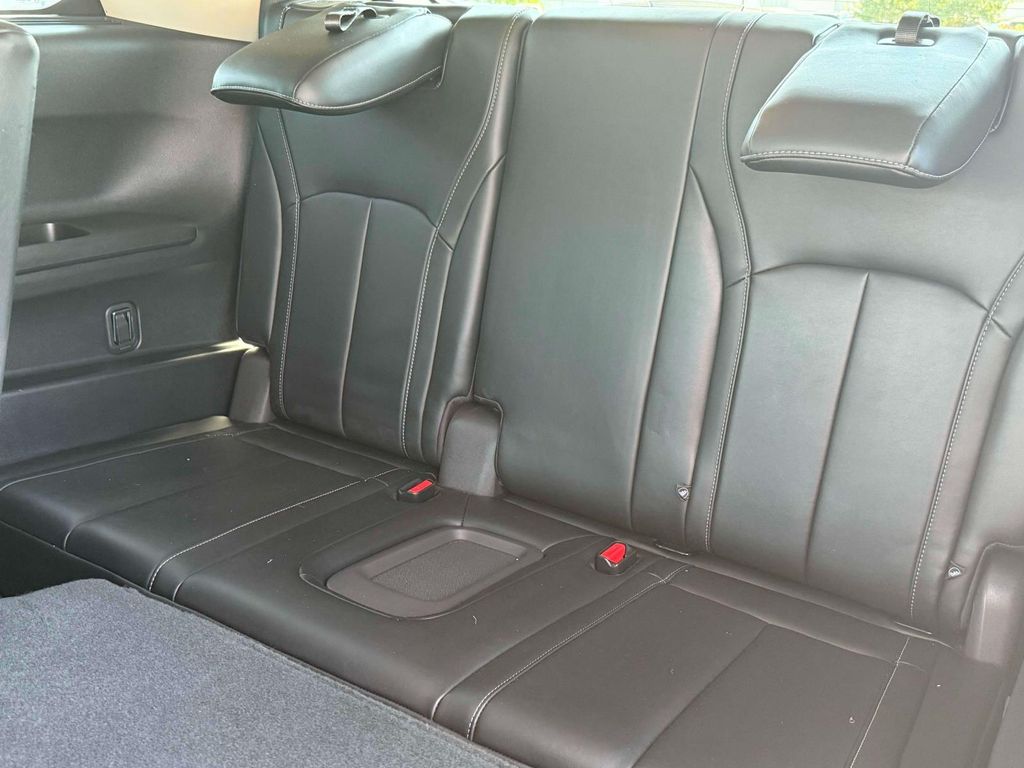 2022 Infiniti QX60 Luxe photo 20