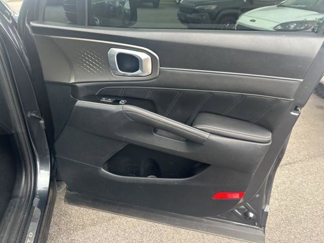 2023 Kia Sorento SX photo 12