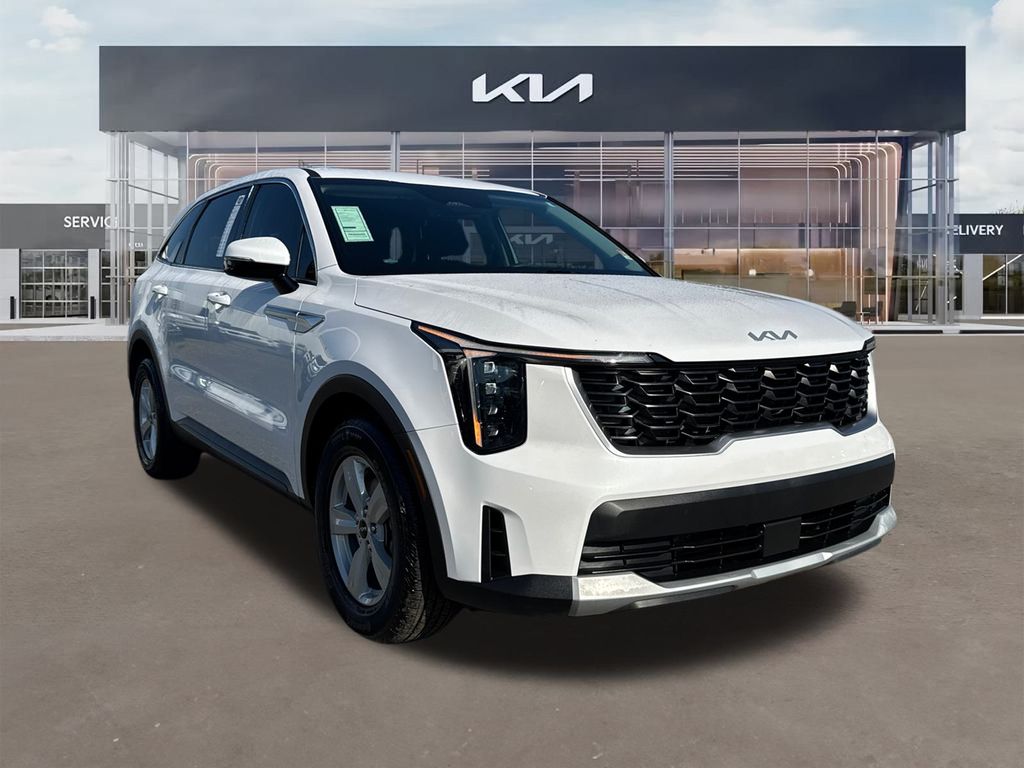 2024 Kia Sorento LX's photo