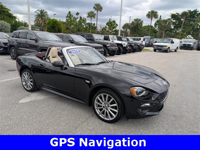 2018 Fiat 124 Spider Lusso photo 2