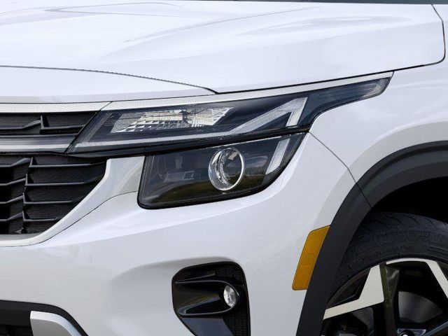 2026 Kia Seltos S photo 9