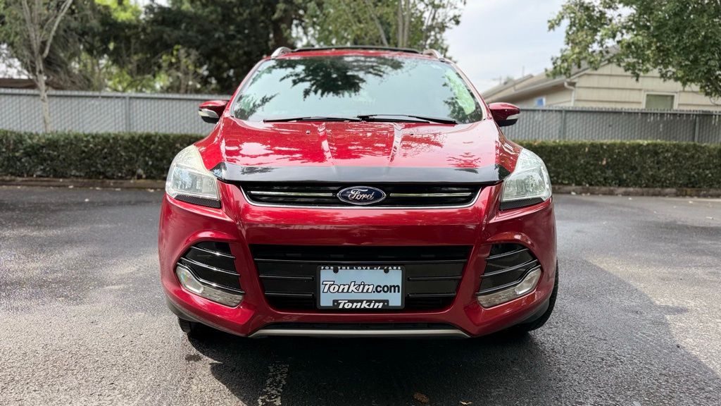 2015 Ford Escape Titanium photo 2