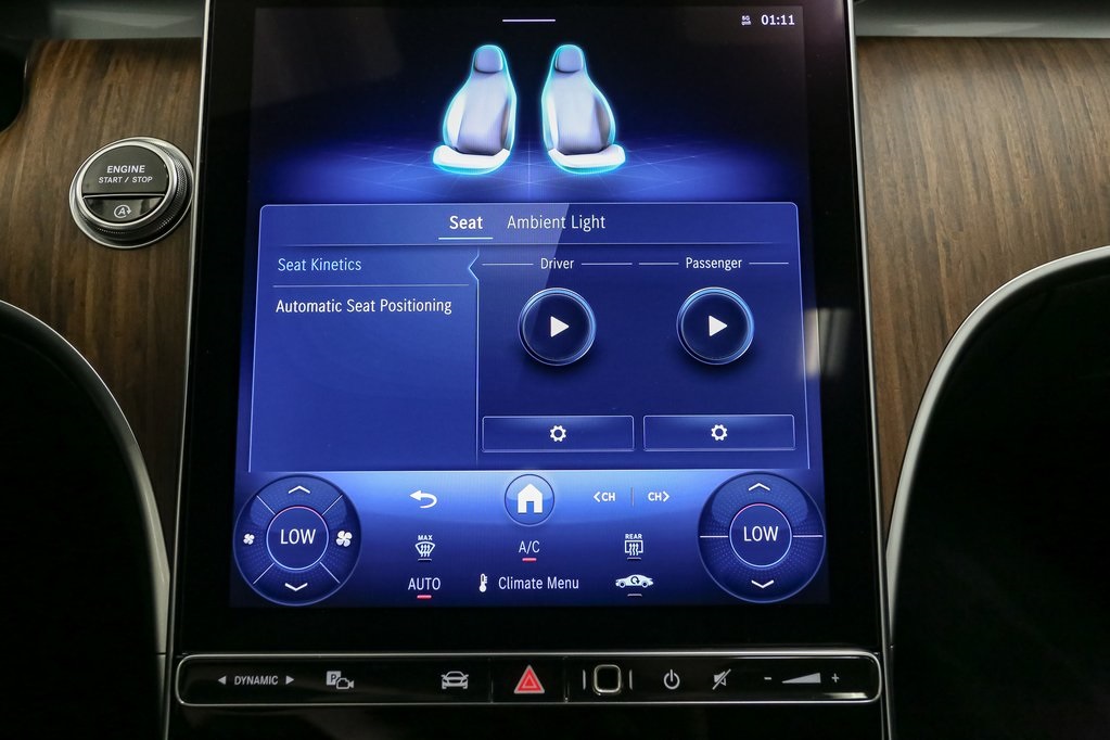 2025 Mercedes Benz C 300 4MATIC photo 28