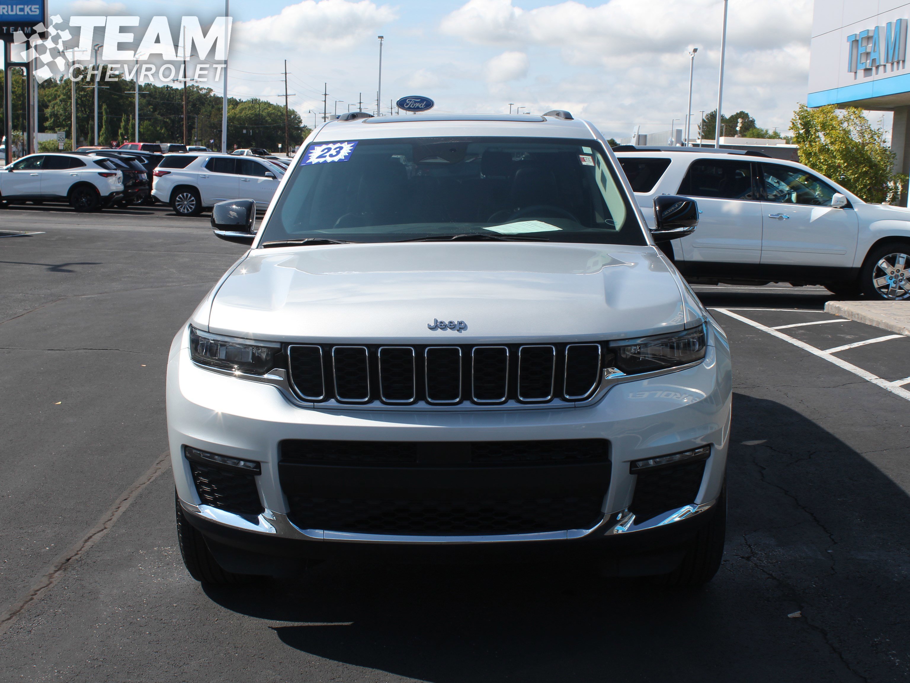 2023 Jeep Grand Cherokee Limited photo 5