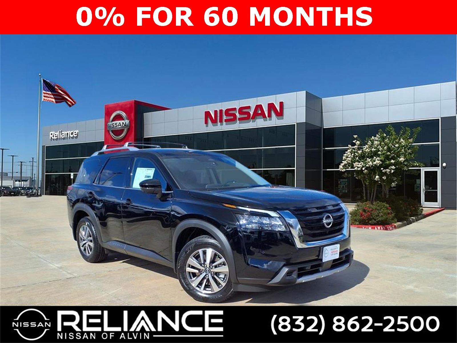 2025 Nissan Pathfinder SL's photo