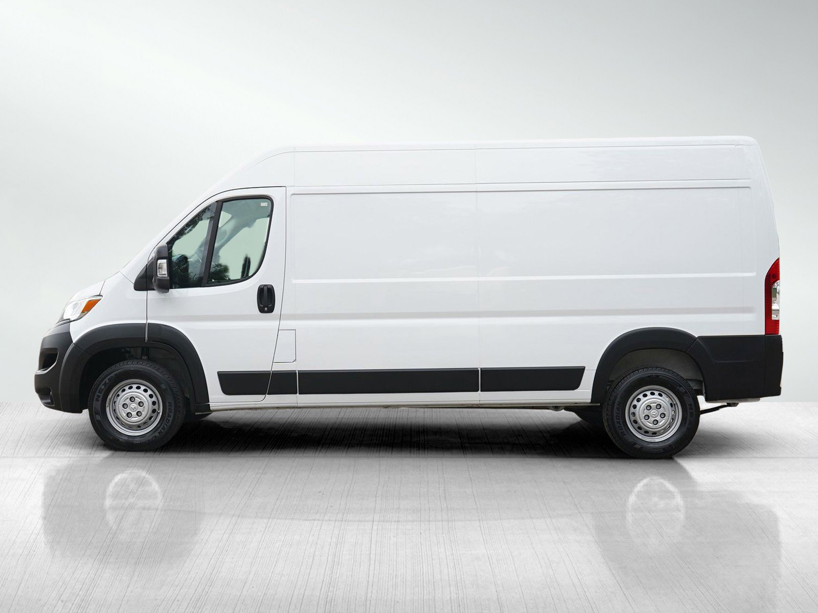 Used 2025 RAM ProMaster Cargo Van Base with VIN 3C6LRVDG9SE535319 for sale in Burnsville, Minnesota