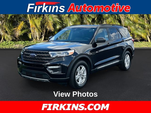 2023 Ford Explorer XLT's photo