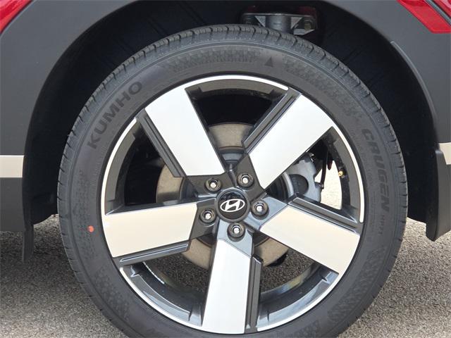 2025 Hyundai Santa Fe Limited photo 5