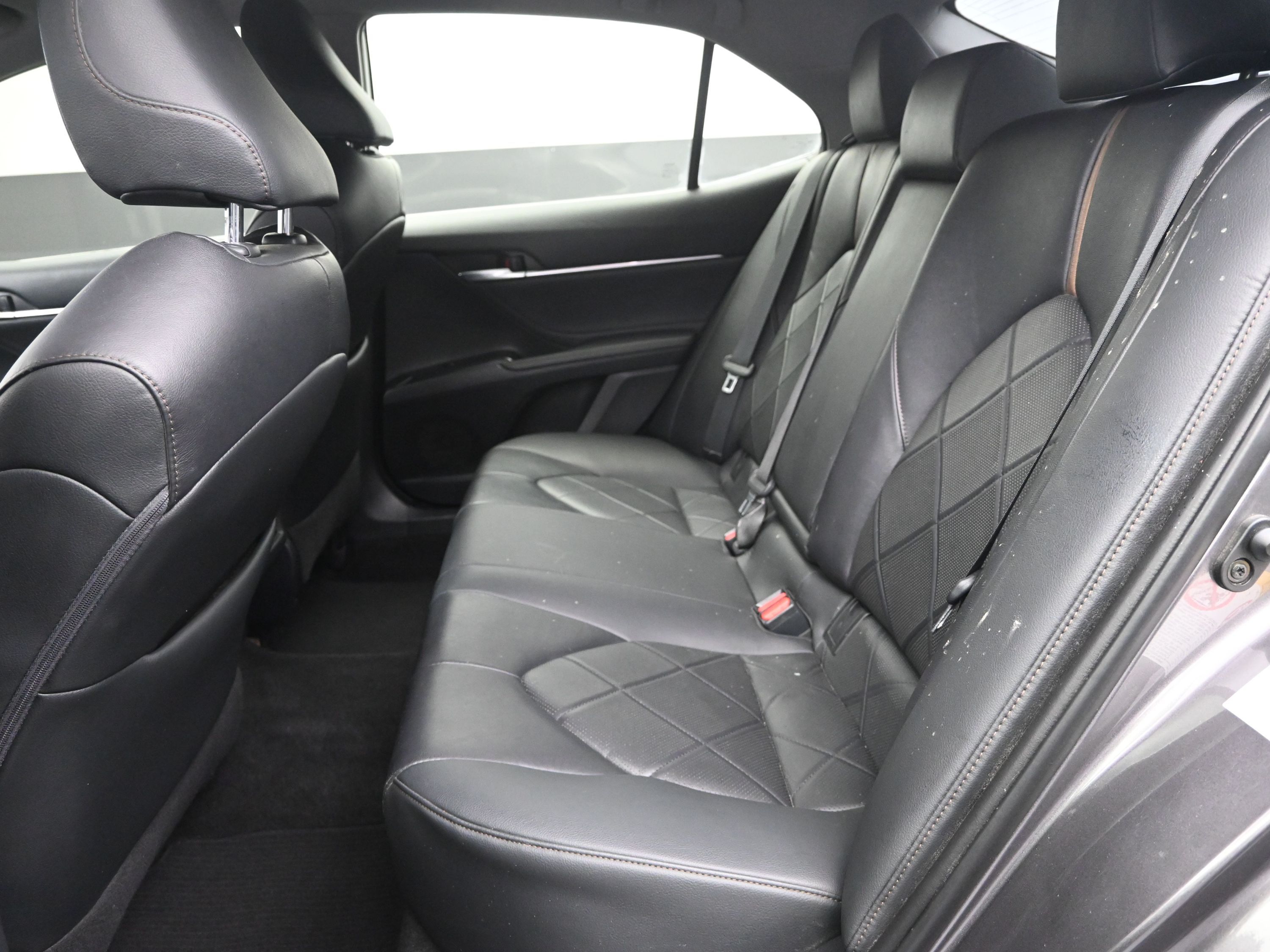 2018 Toyota Camry LE photo 11