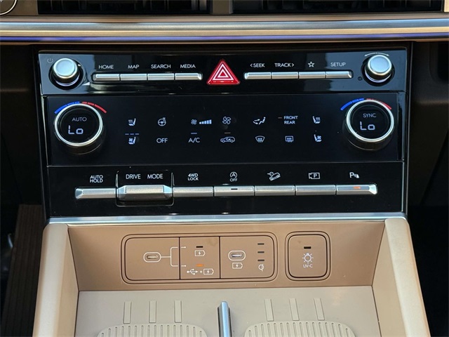 2024 Hyundai Santa Fe Limited photo 18