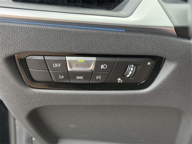2023 Bmw 330e photo 11