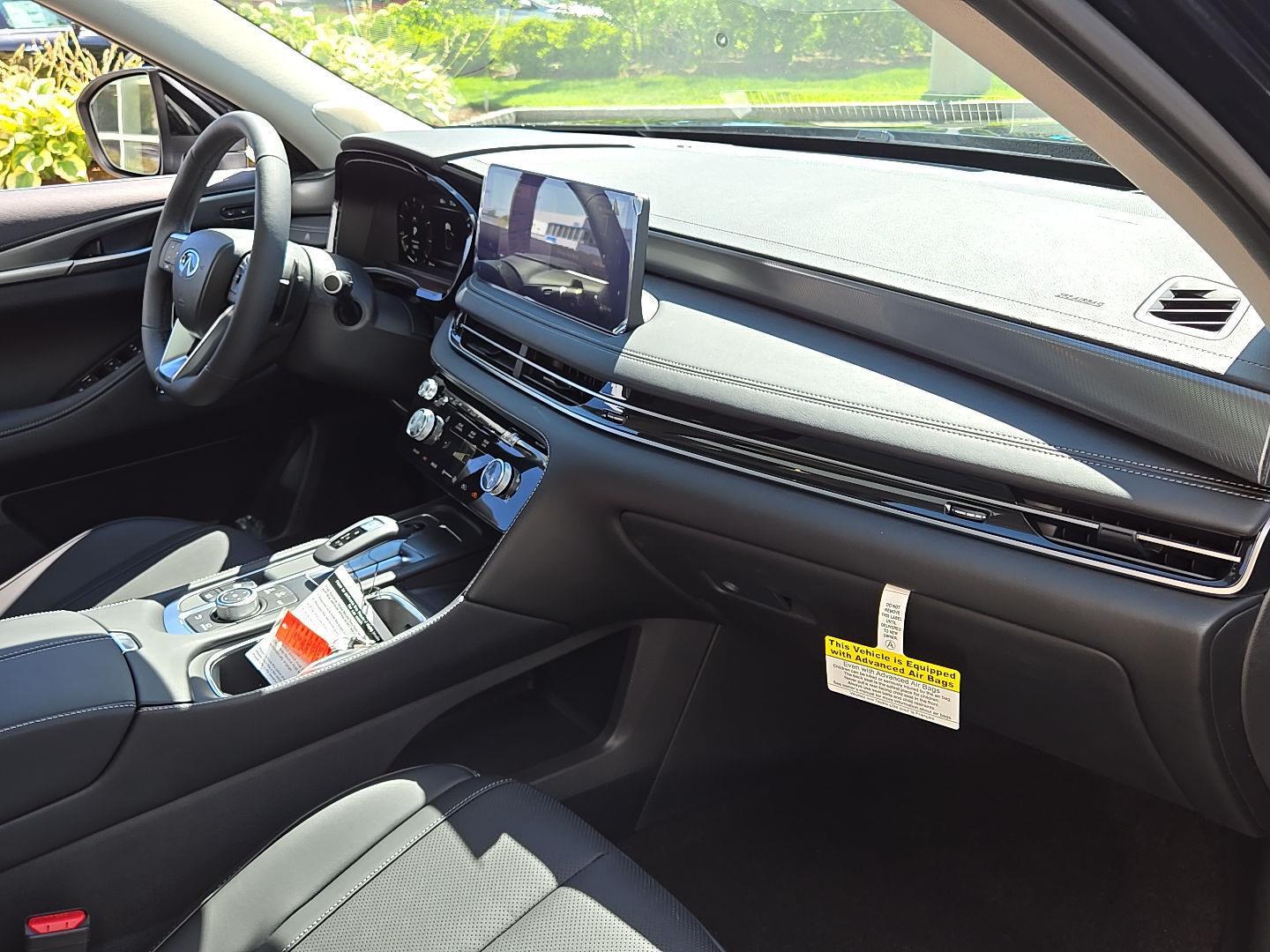 2026 Infiniti QX60 Luxe AWD photo 12