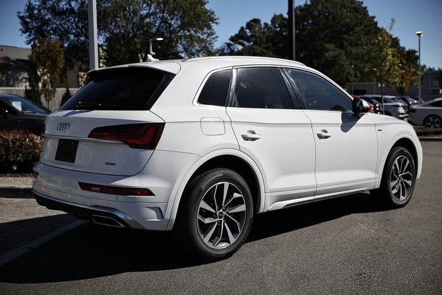 2024 Audi Q5 45 S line Premium photo 3