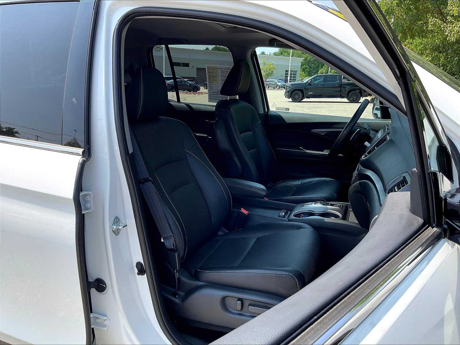 2022 Honda Ridgeline RTL-E photo 11