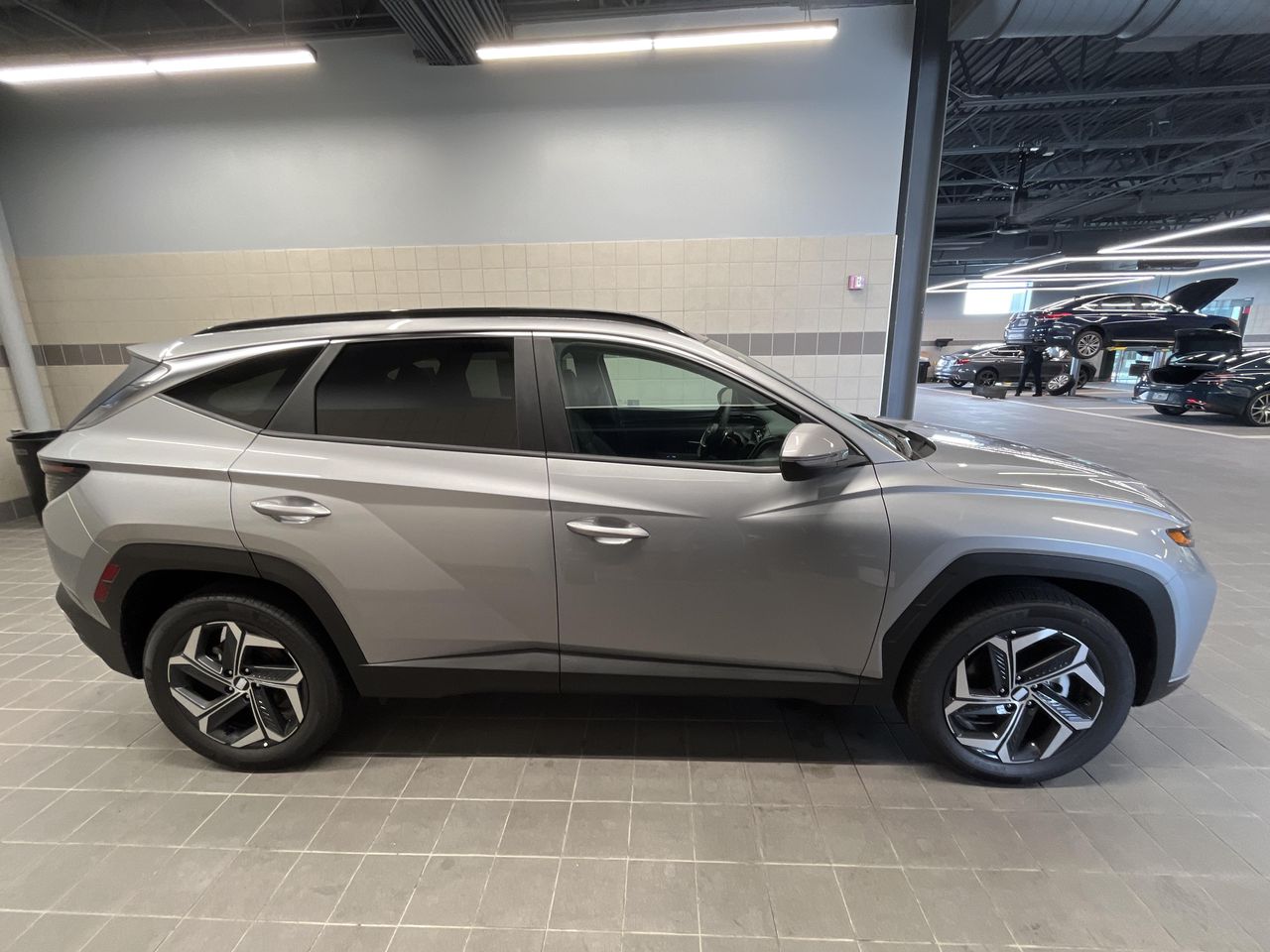 2024 Hyundai Tucson Hybrid SEL Convenience photo 2