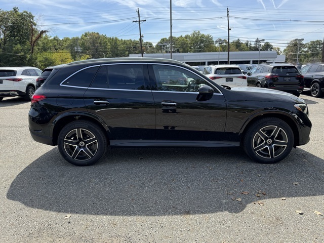 2026 Mercedes Benz GLC 300 4MATIC photo 2