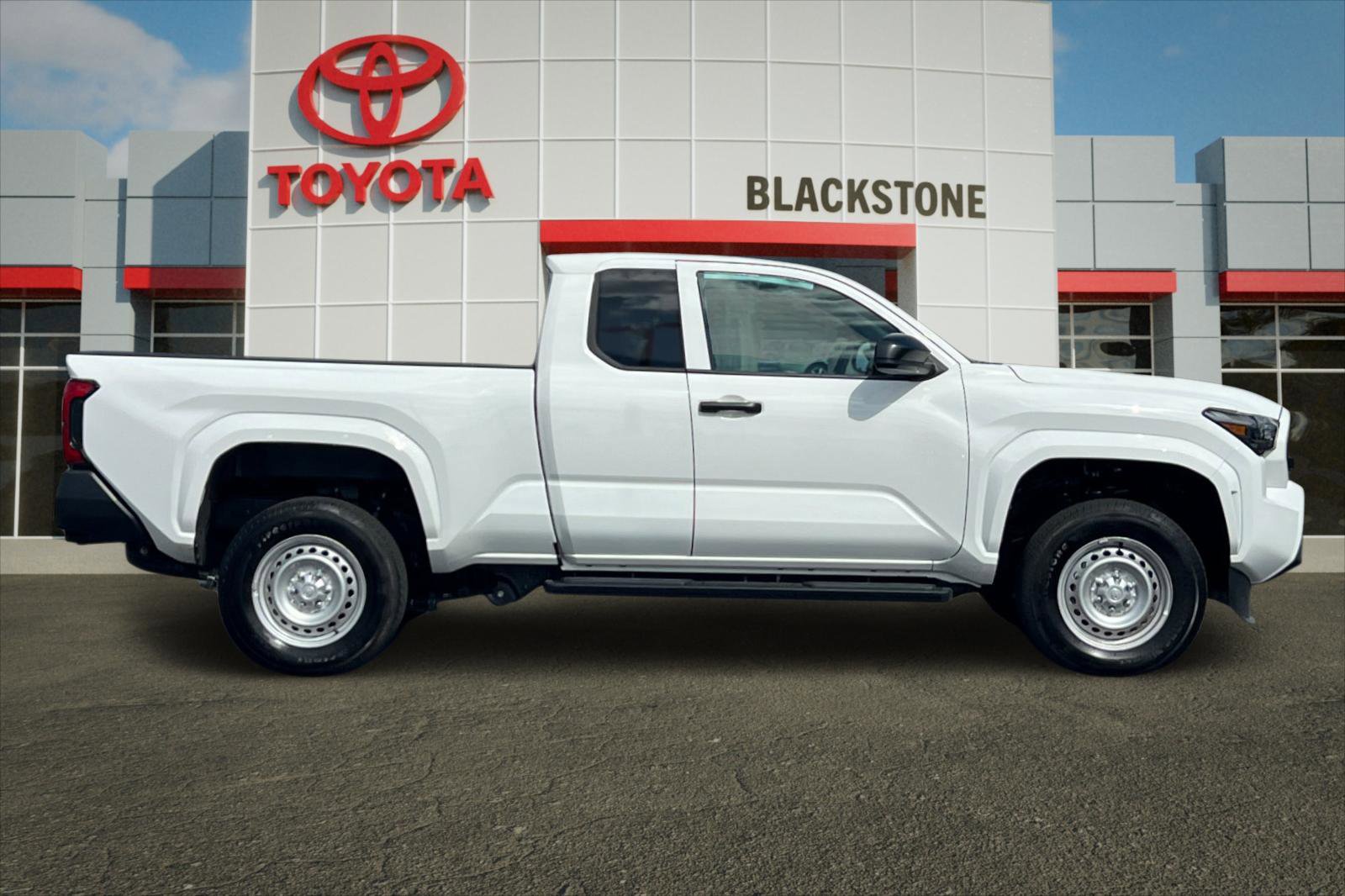 2025 Toyota Tacoma SR XtraCab photo 2