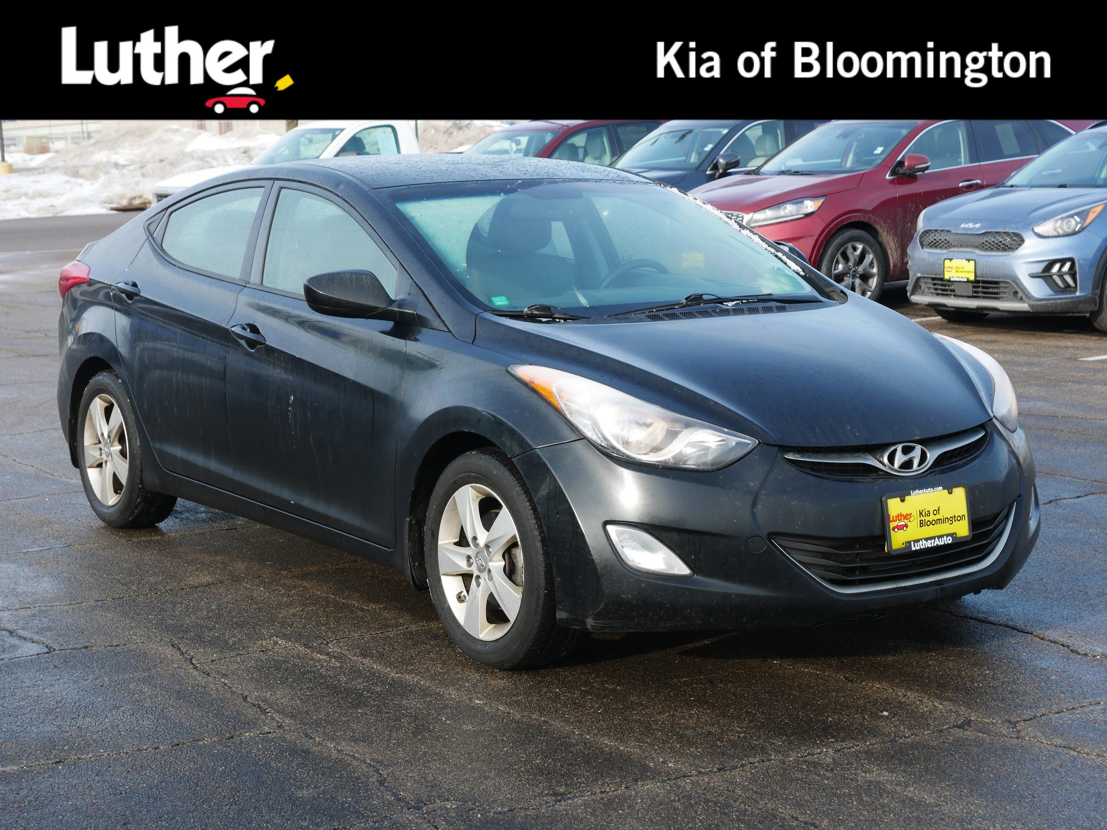 2013 Hyundai Elantra GLS's photo