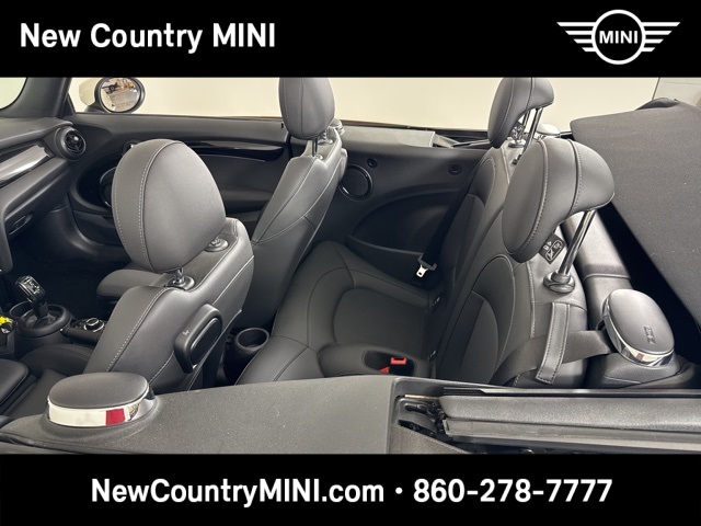2023 Mini Cooper Convertible S photo 16