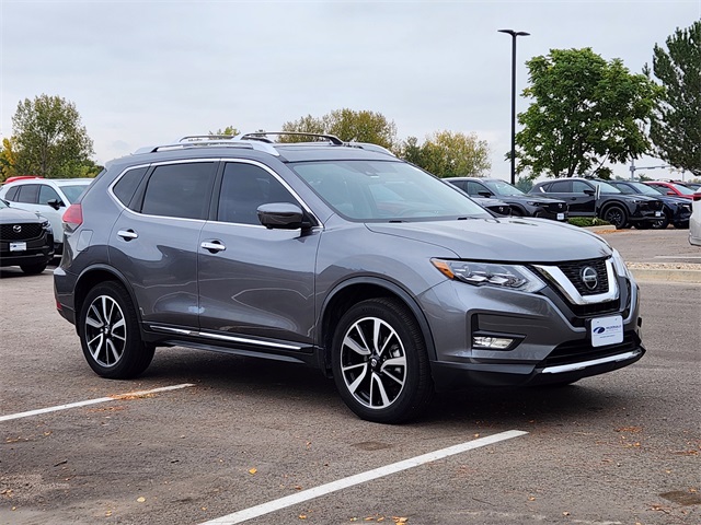 2018 Nissan Rogue SL photo 4