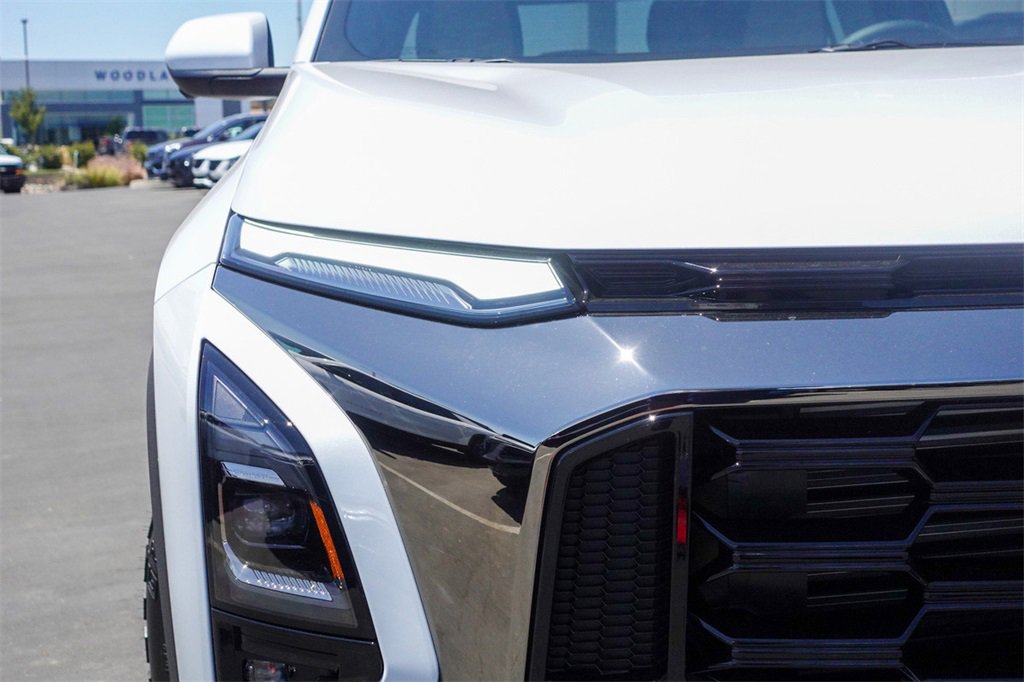 2026 Chevrolet Equinox ACTIV photo 4