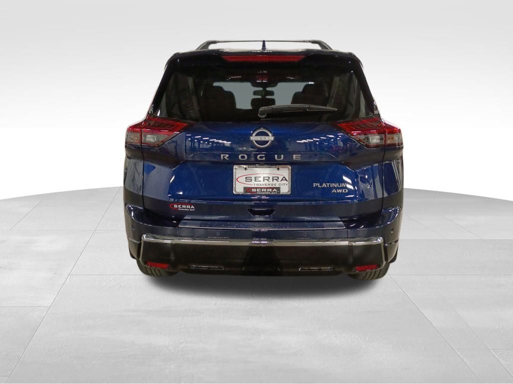 2026 Nissan Rogue Platinum photo 4