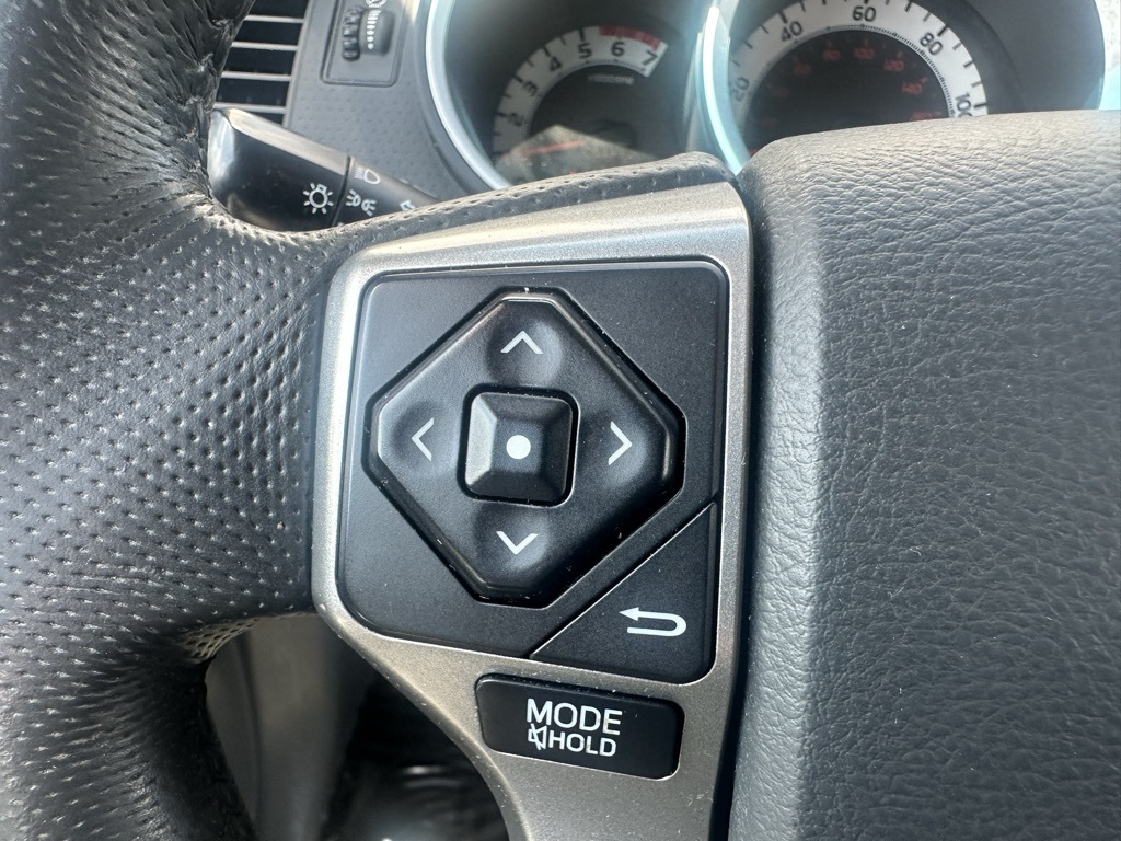 2015 Toyota Tacoma Base V6 photo 18