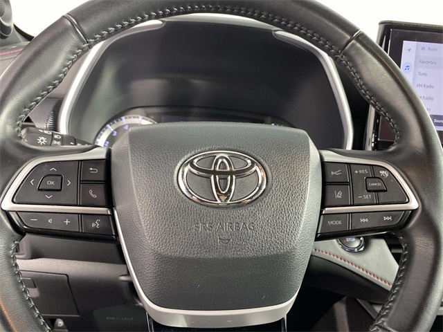 2023 Toyota Highlander XSE photo 12