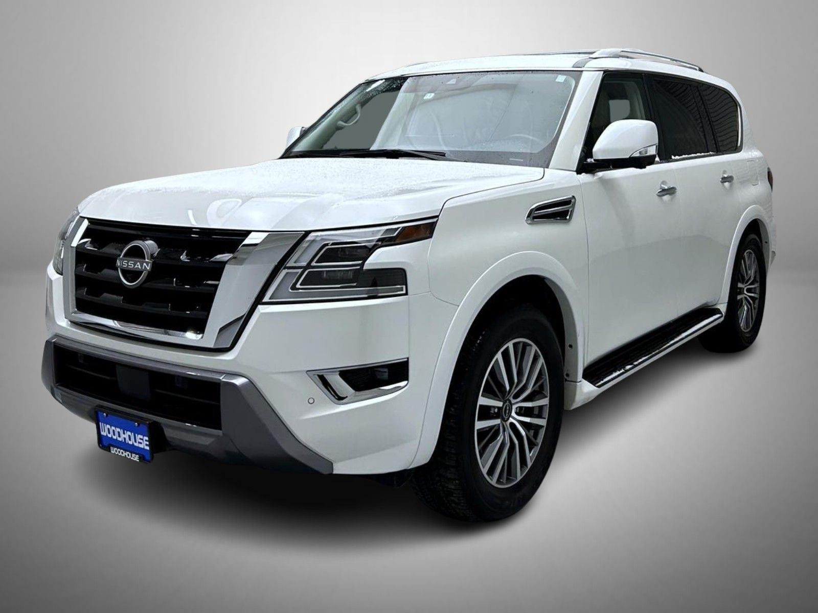 2024 Nissan Armada SL's photo