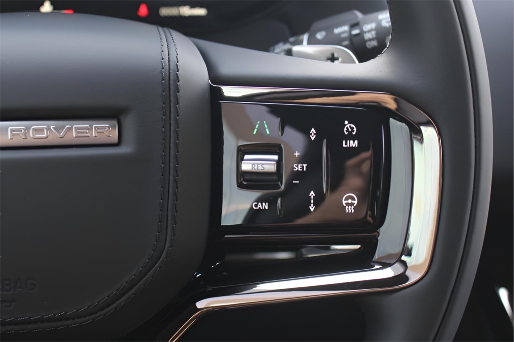 2025 Land Rover Range Rover Sport SE photo 19