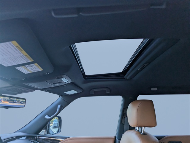2022 Infiniti QX80 Sensory photo 23