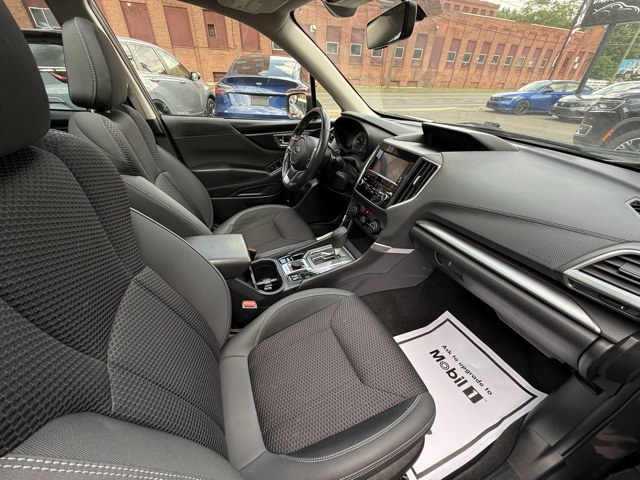 2021 Subaru Forester Premium photo 7