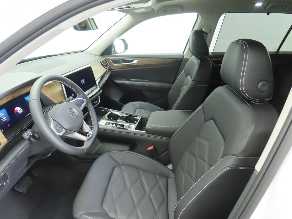 2026 Volkswagen Atlas SE Technology photo 19