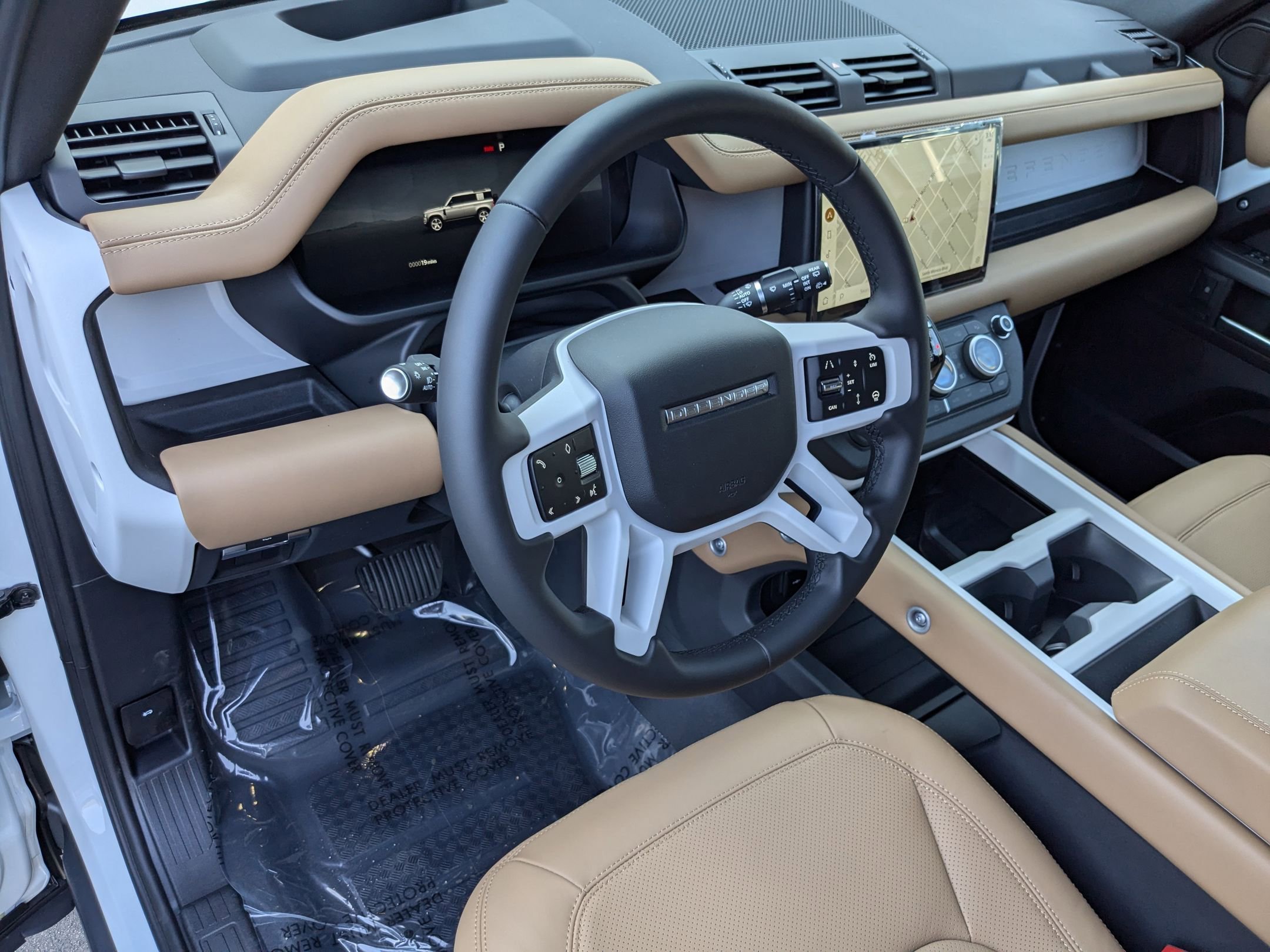 2025 Land Rover Defender 110 X-Dynamic SE photo 3