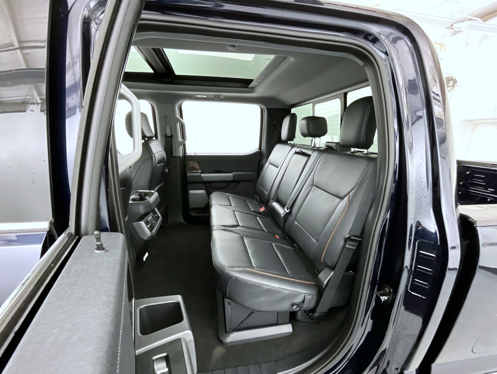 2025 Ford F-350 Lariat photo 19