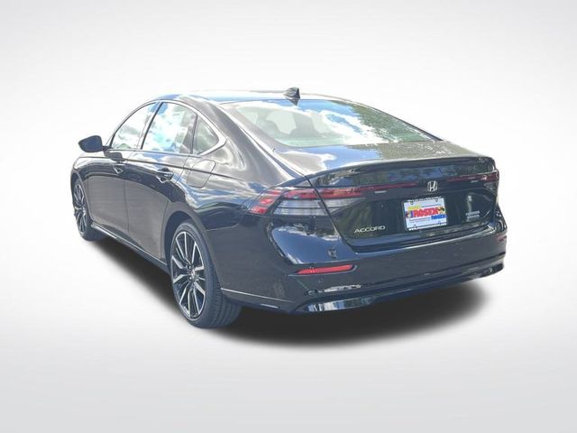 2025 Honda Accord Hybrid Touring photo 3
