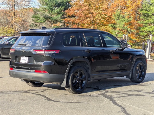 2023 Jeep Grand Cherokee Limited photo 3