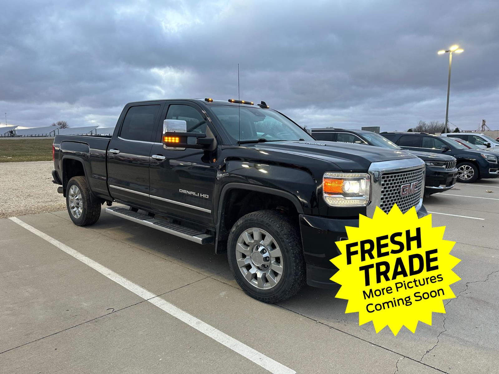 2016 Gmc Sierra 2500 HD Denali photo 3