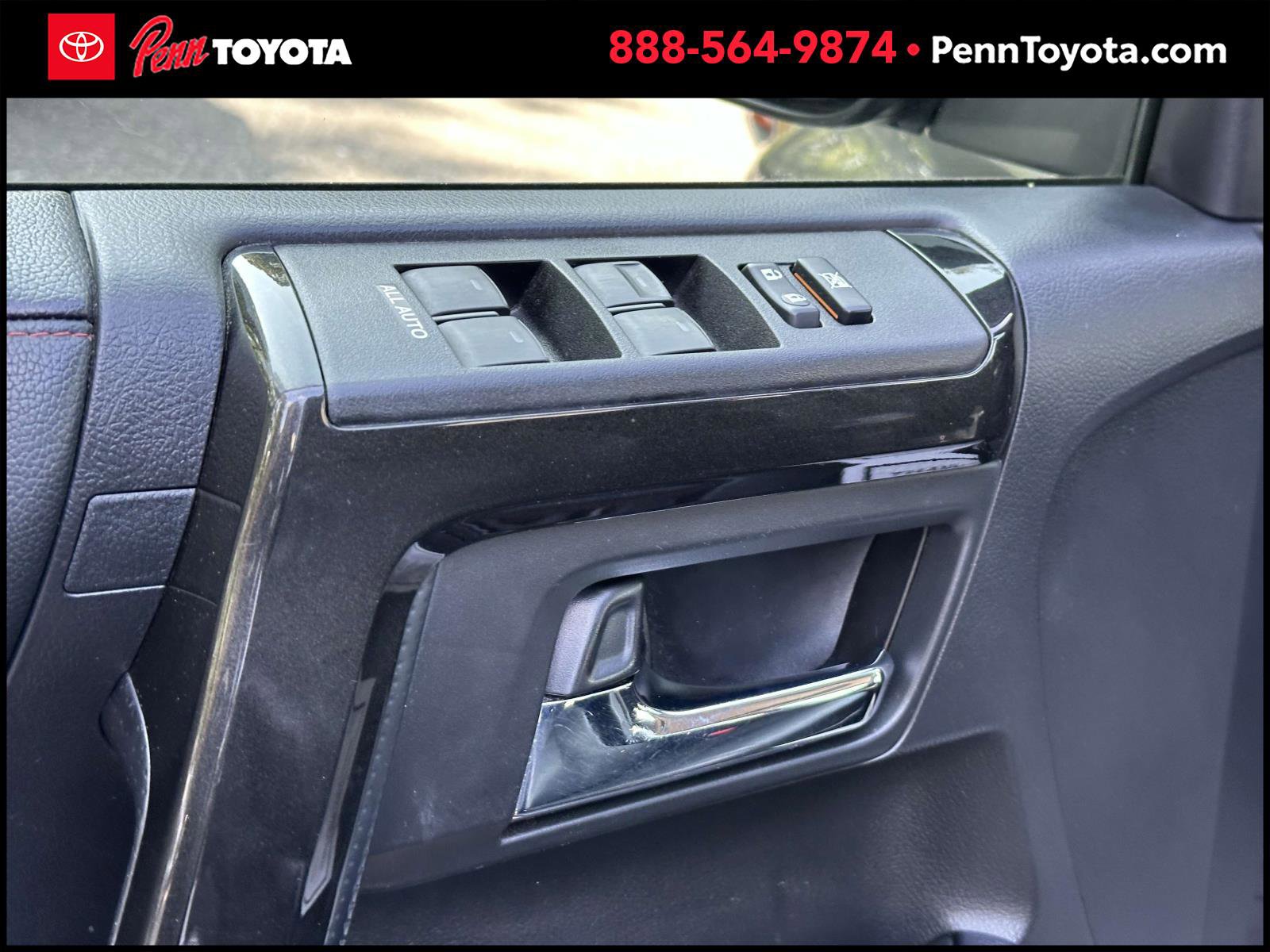 2022 Toyota 4Runner TRD photo 13
