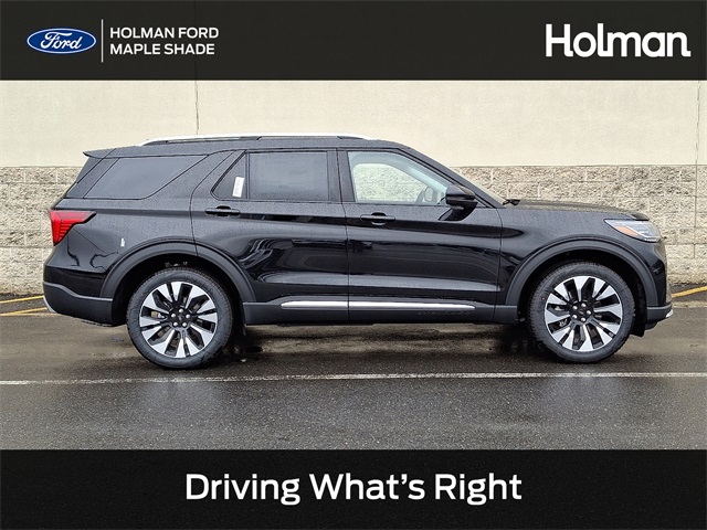 2026 Ford Explorer Platinum's photo